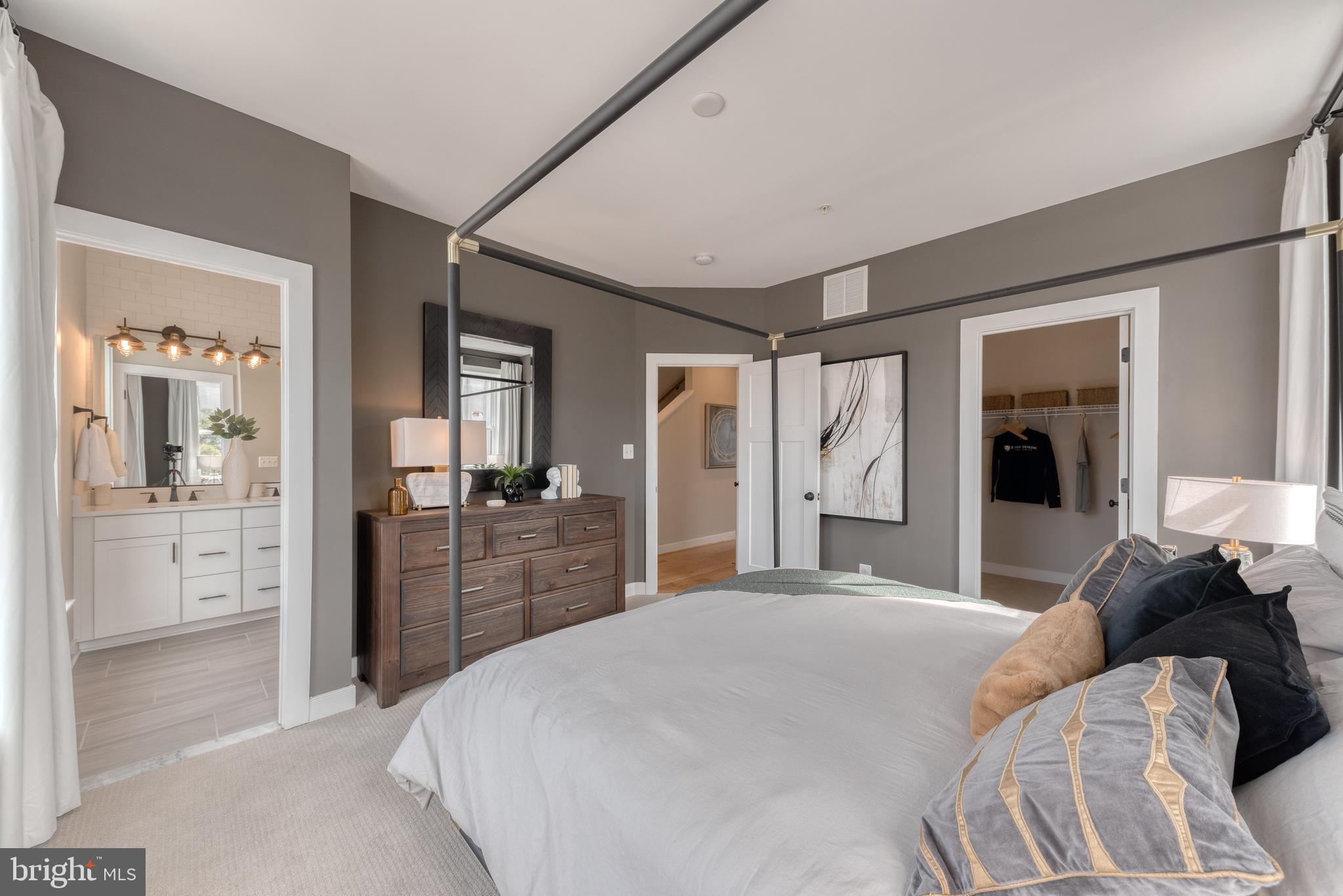 BREWERS HILL - Residential