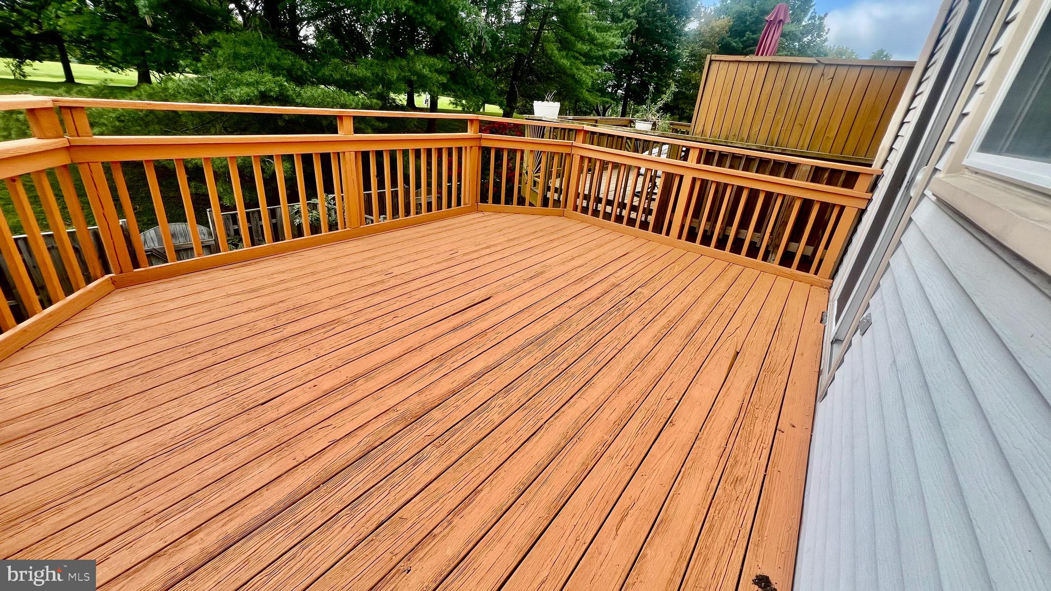 SILVER SPRING CNTRY CLUB - Residential Lease