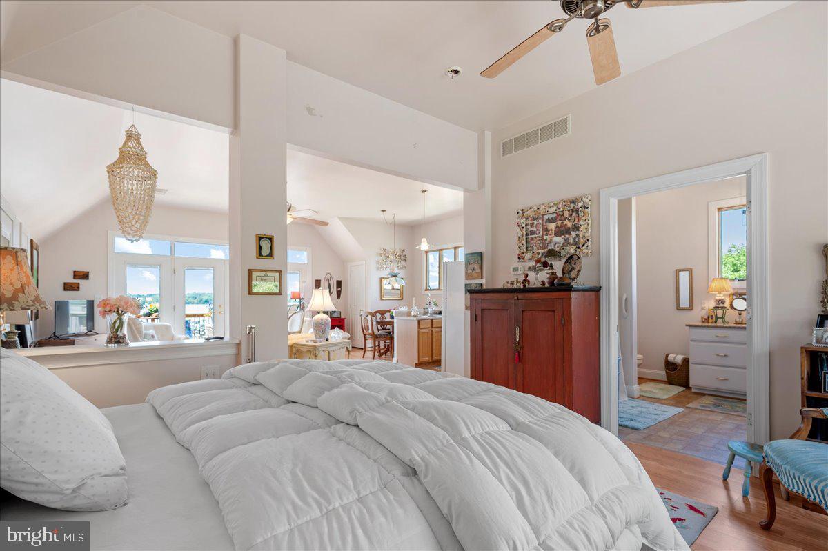 HOLLYWOOD BEACH - Residential