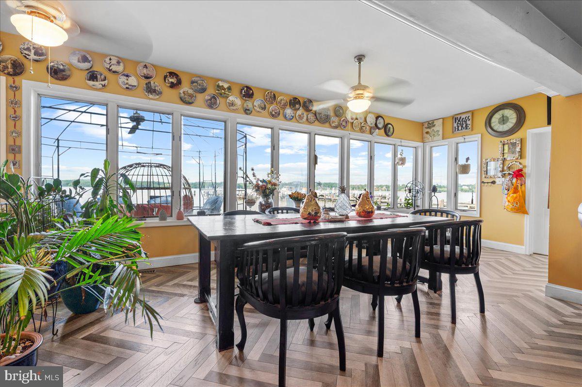 HOLLYWOOD BEACH - Residential