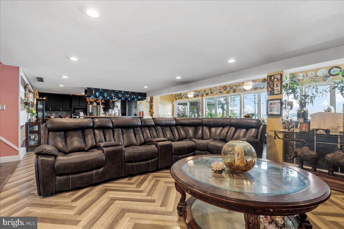 HOLLYWOOD BEACH - Residential