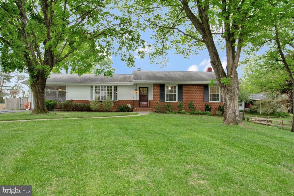 Photo of 9817 Millwick Drive, ELLICOTT CITY, MD 21042 (MLS # MDHW2067324)