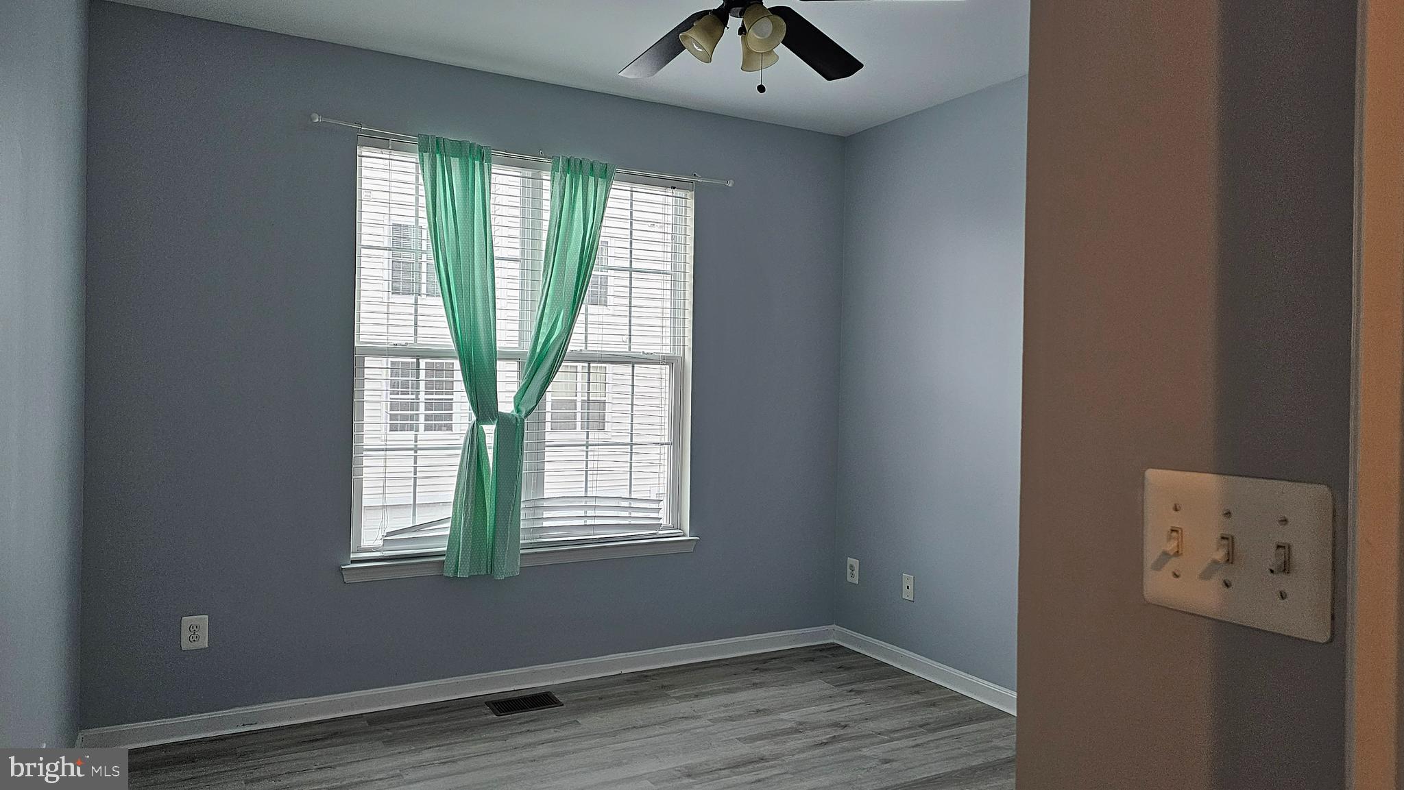 LEE SQUARE - Residential Lease