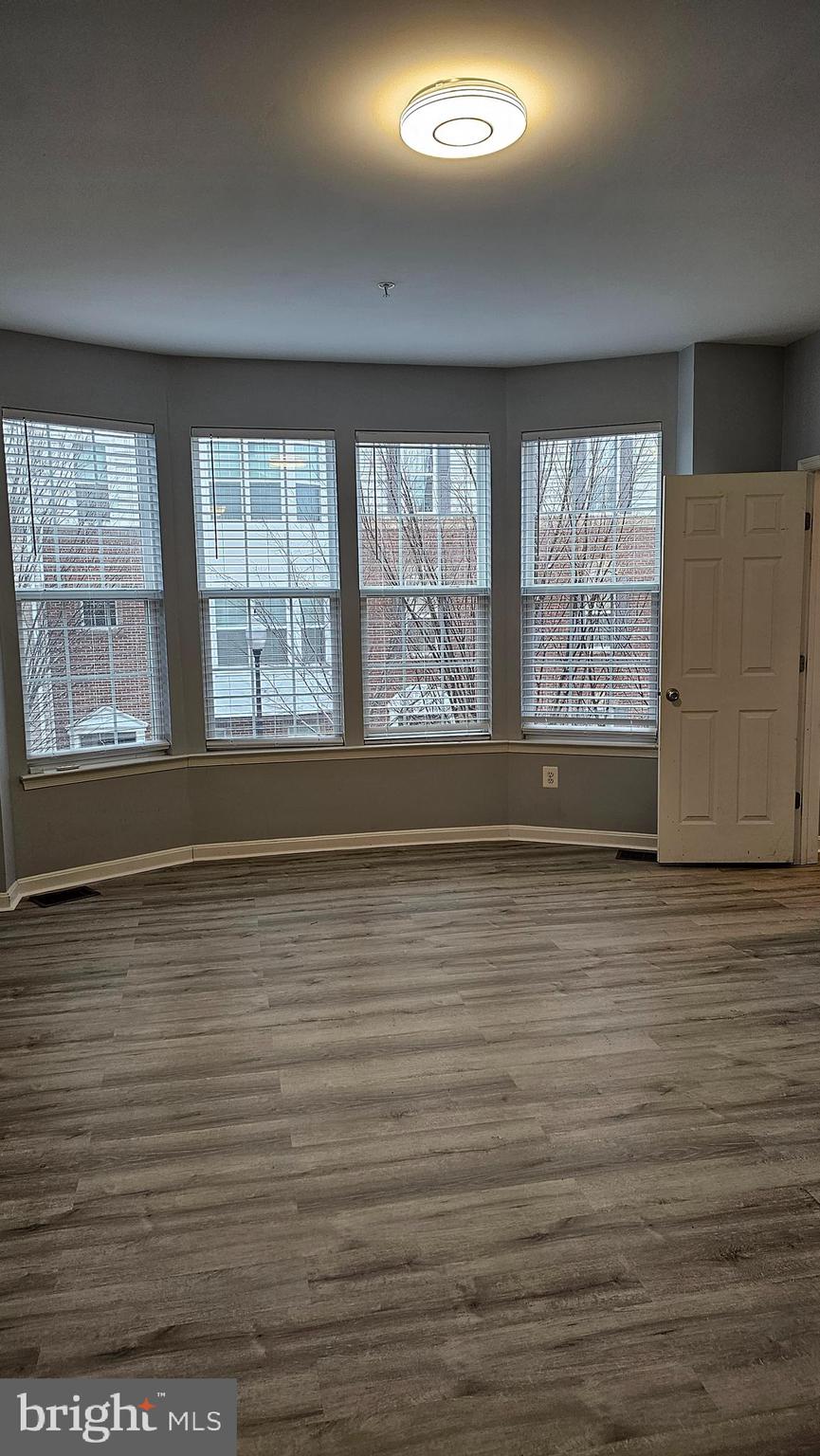 LEE SQUARE - Residential Lease