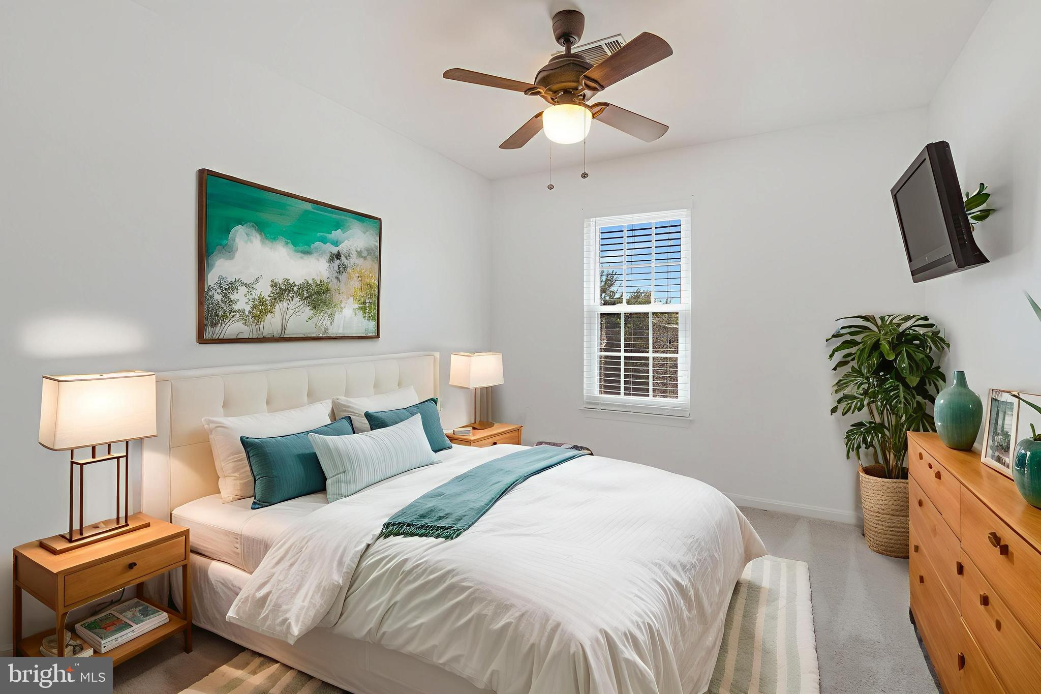 ASHBURN FARM - Residential