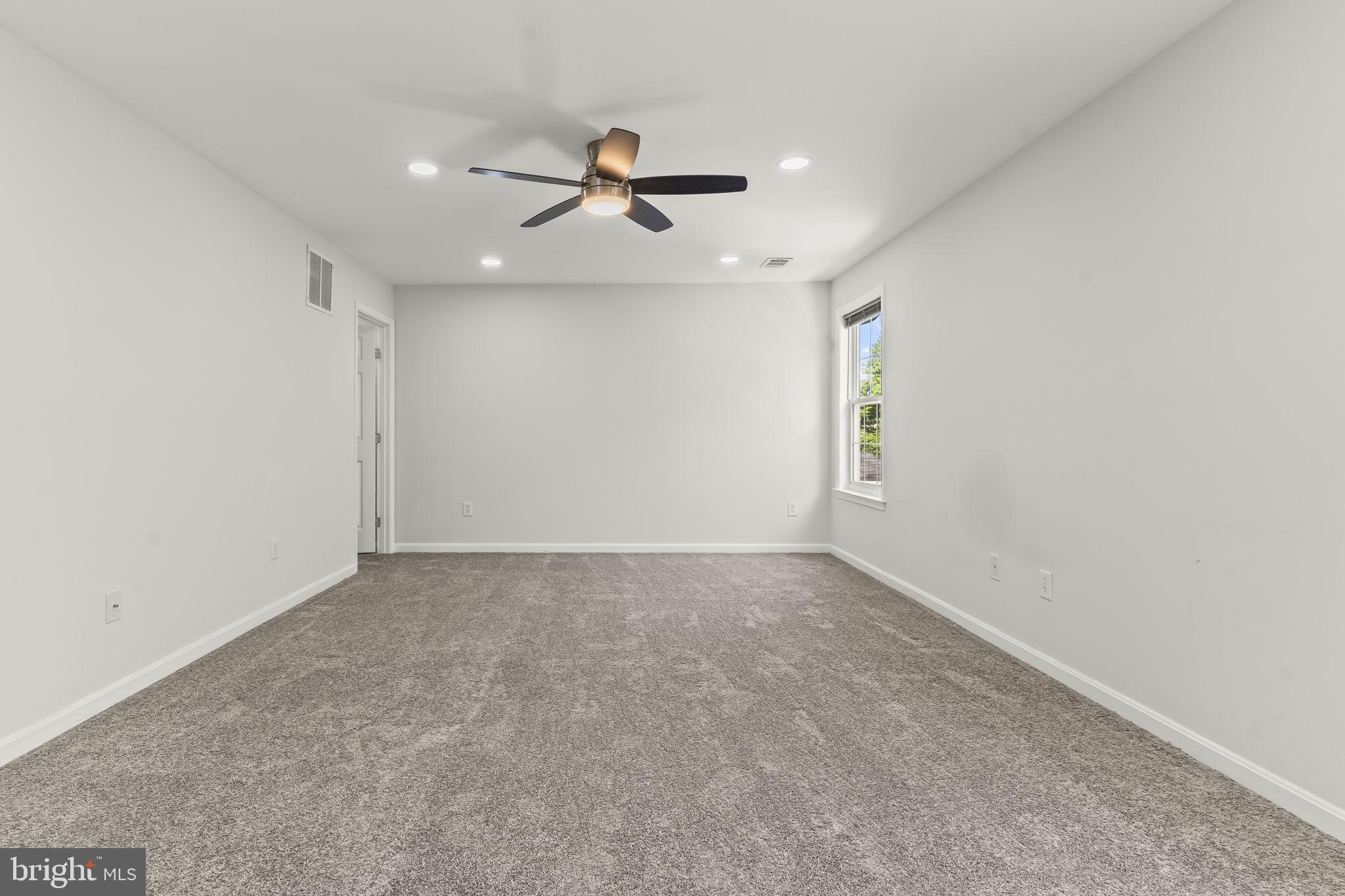 GREENBRIER - Residential