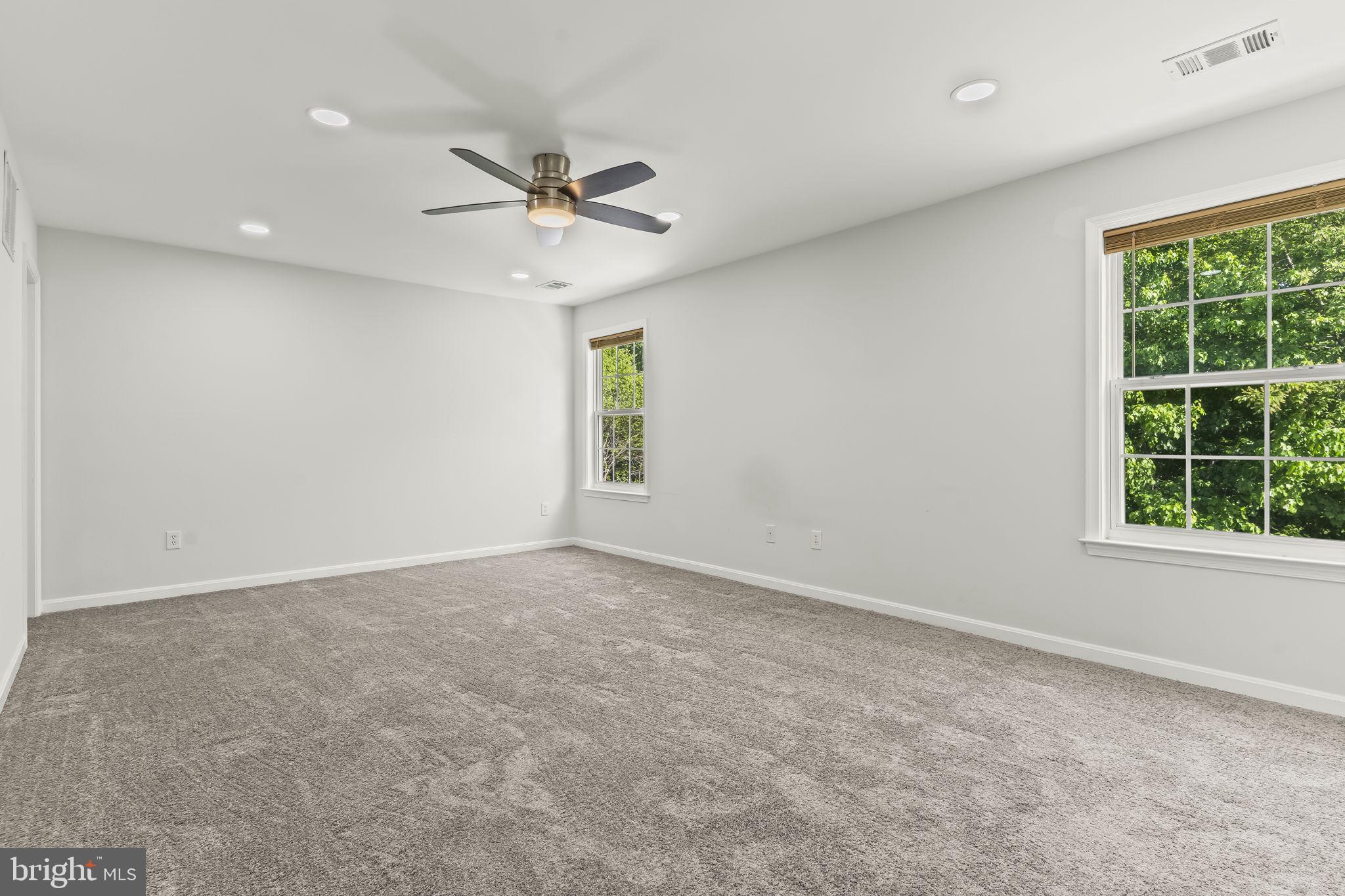 GREENBRIER - Residential