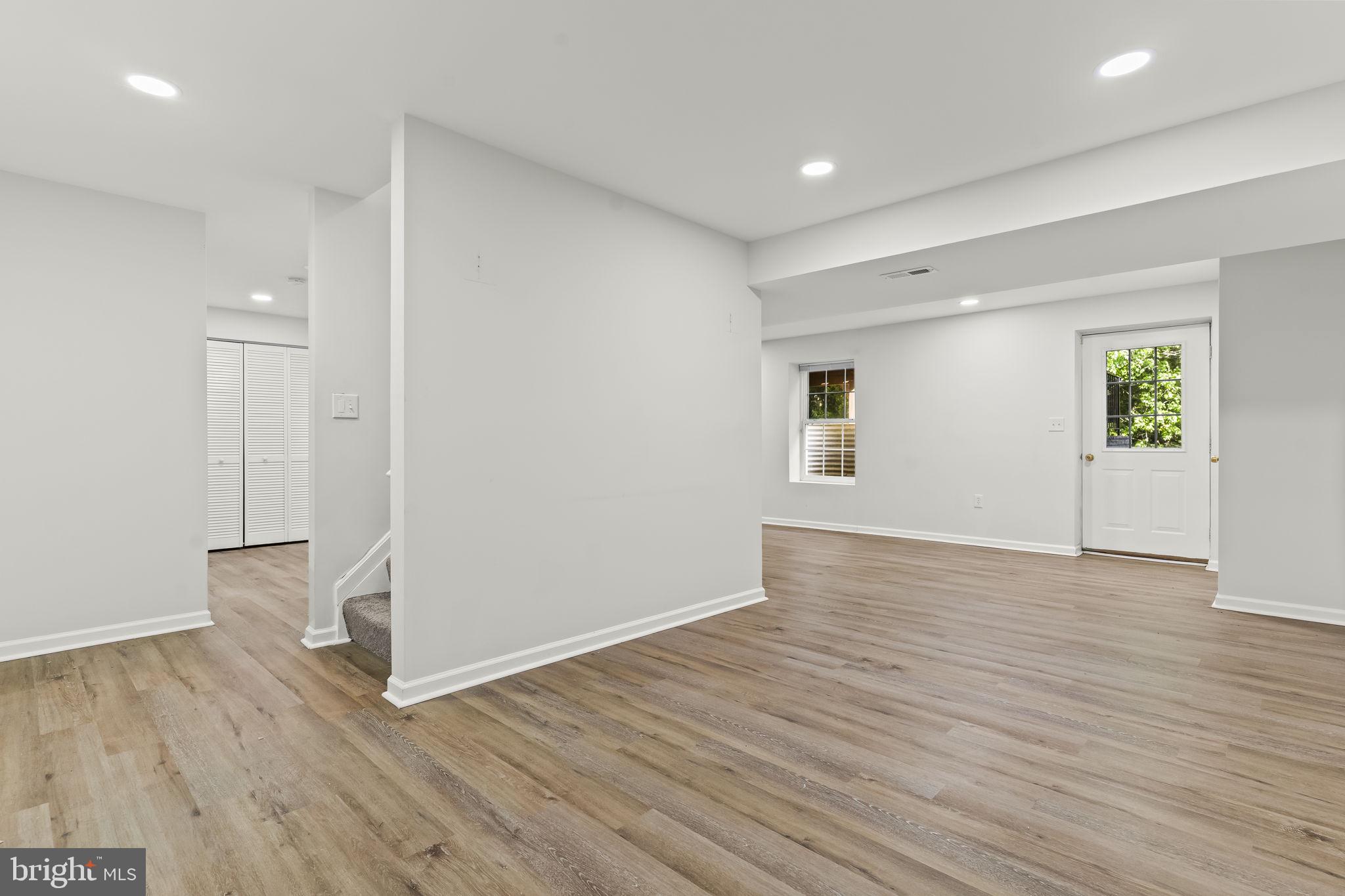 GREENBRIER - Residential