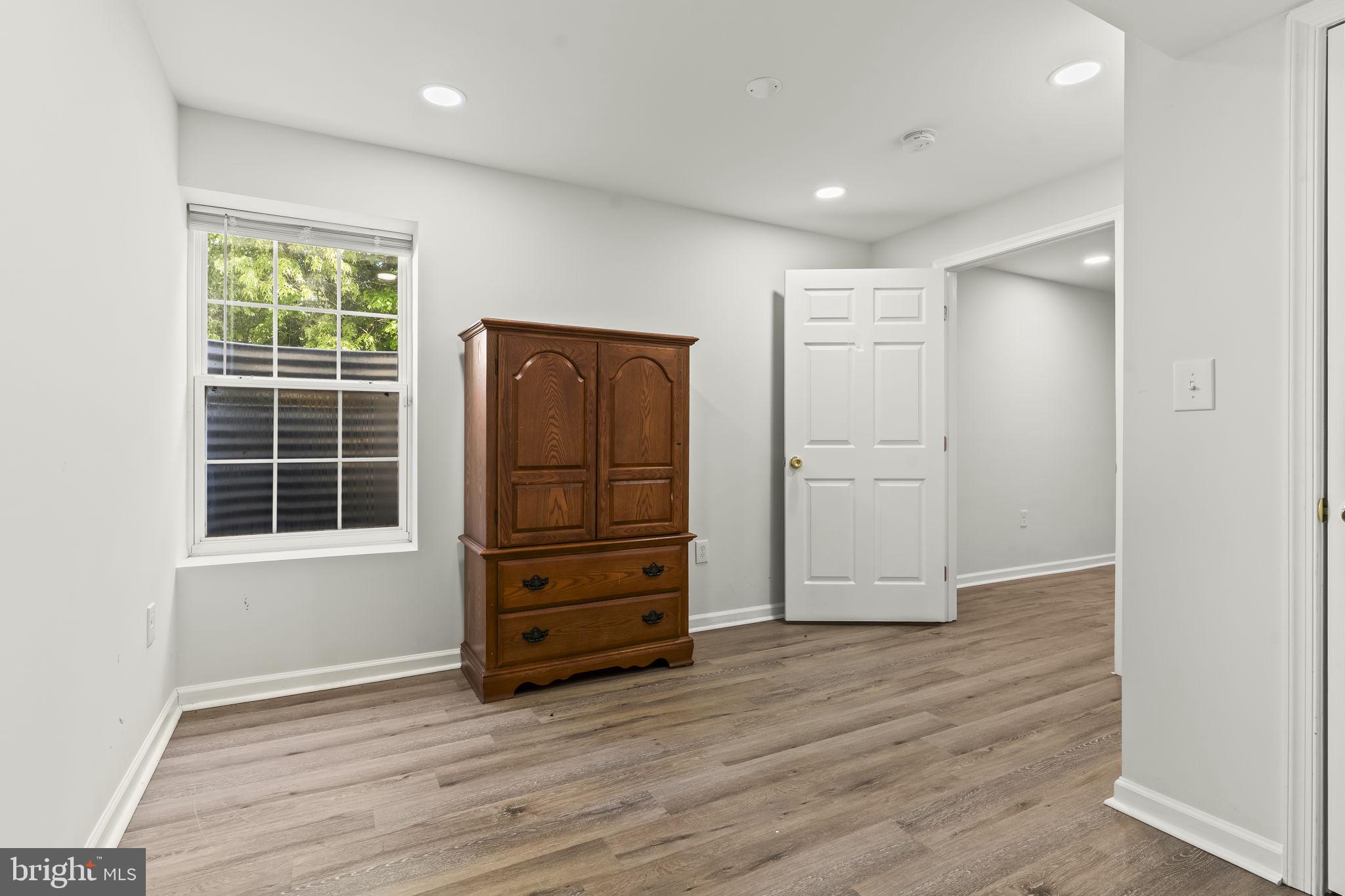 GREENBRIER - Residential