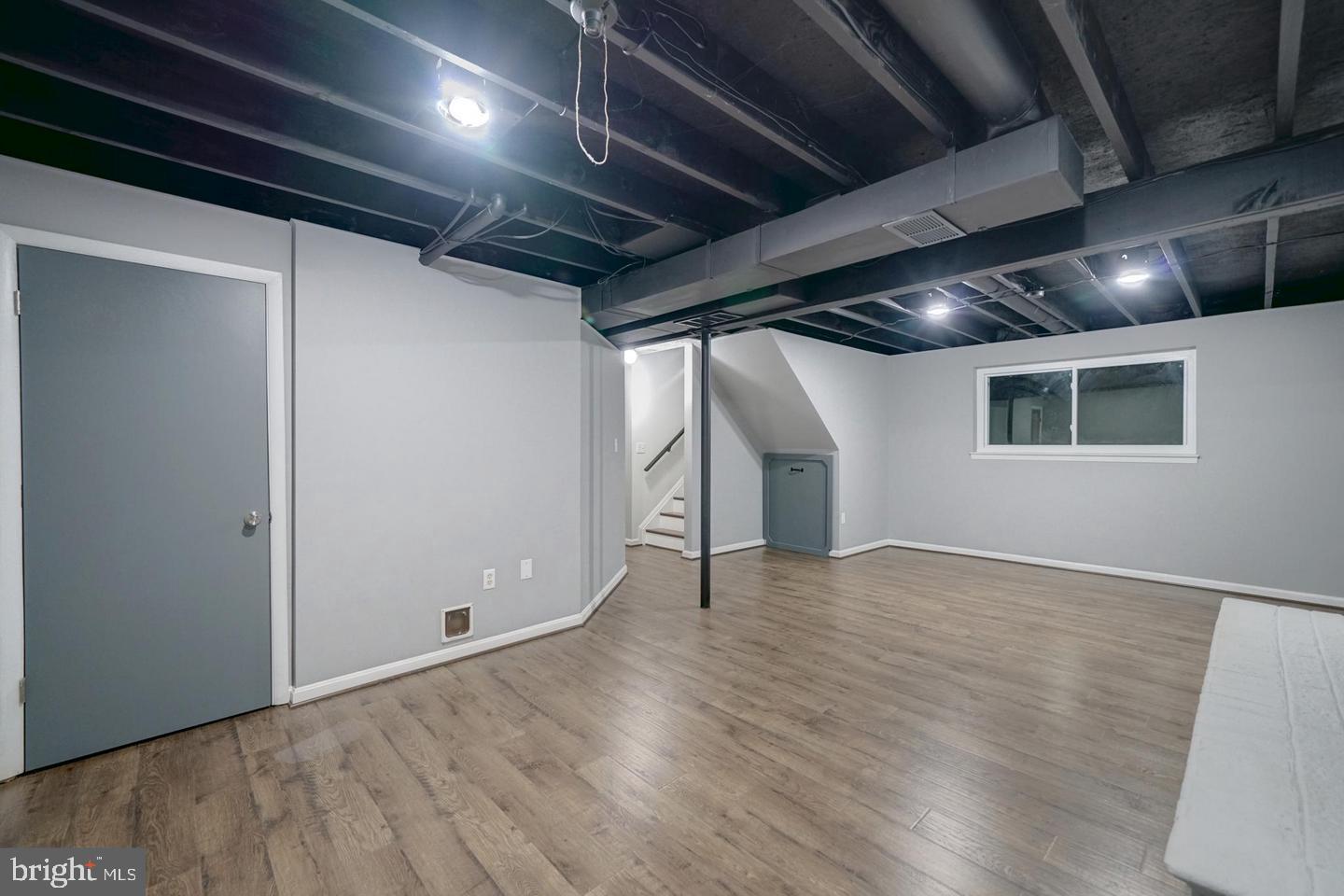 HARMANS WOODS - Residential Lease