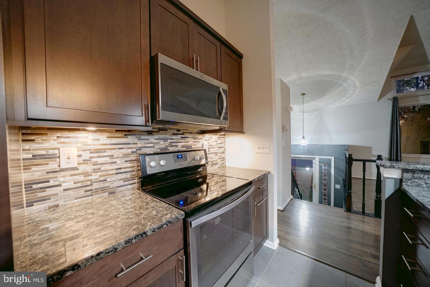 HARMANS WOODS - Residential Lease