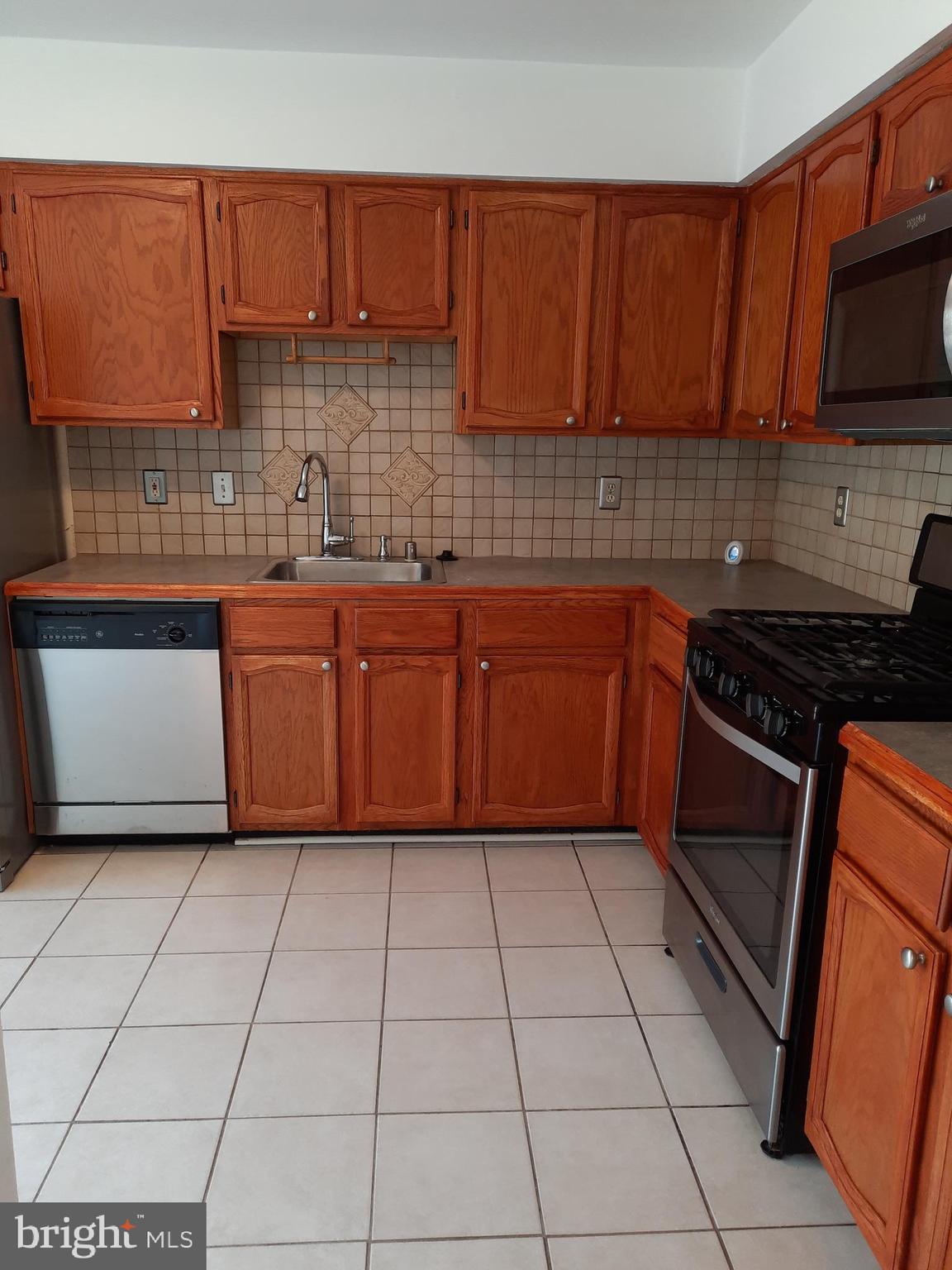 BALLANTRAYE - Residential Lease