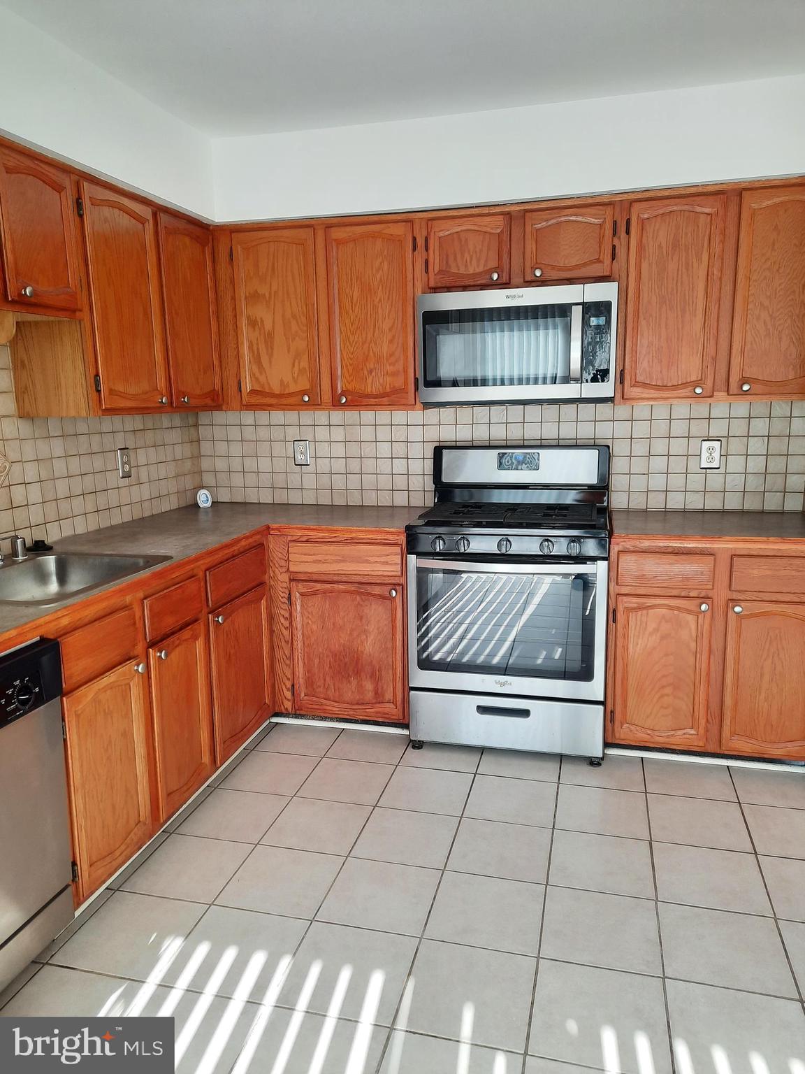 BALLANTRAYE - Residential Lease