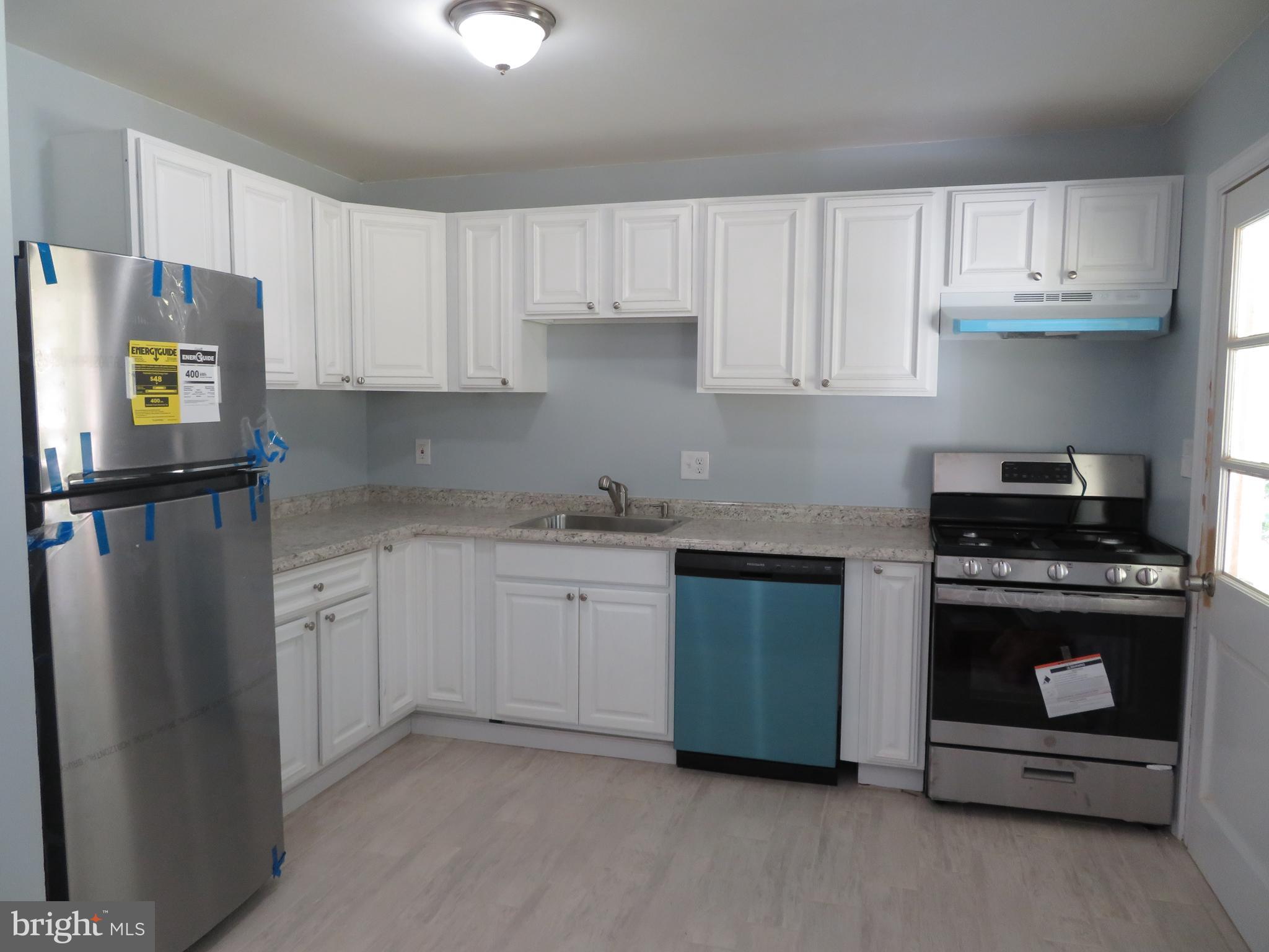 GLENARDEN WOODS - Residential Lease