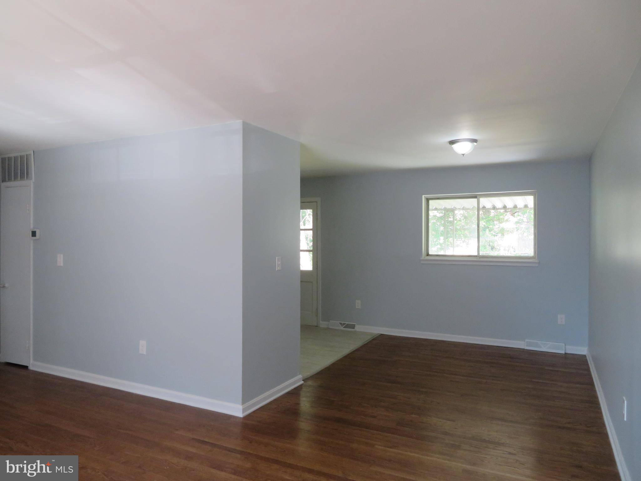 GLENARDEN WOODS - Residential Lease