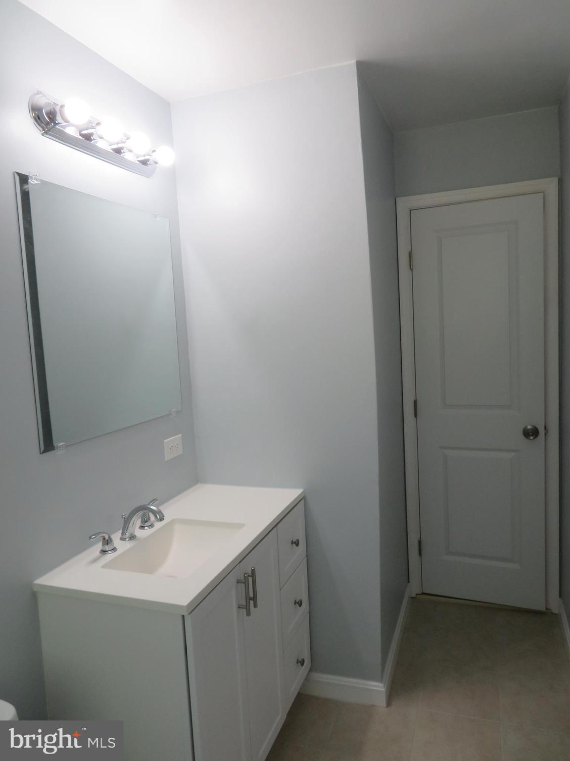 GLENARDEN WOODS - Residential Lease