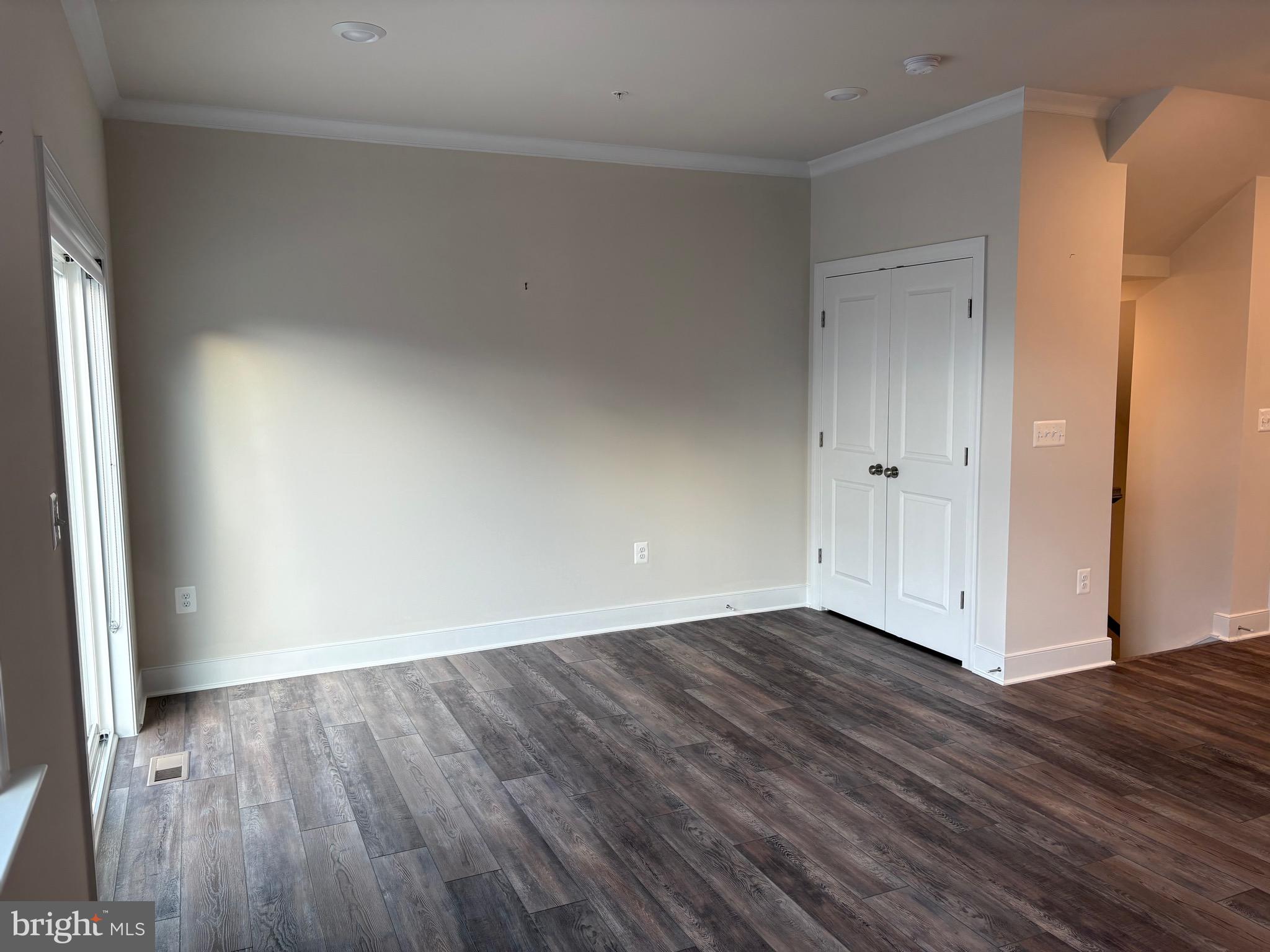 CROWN FARM - Residential Lease