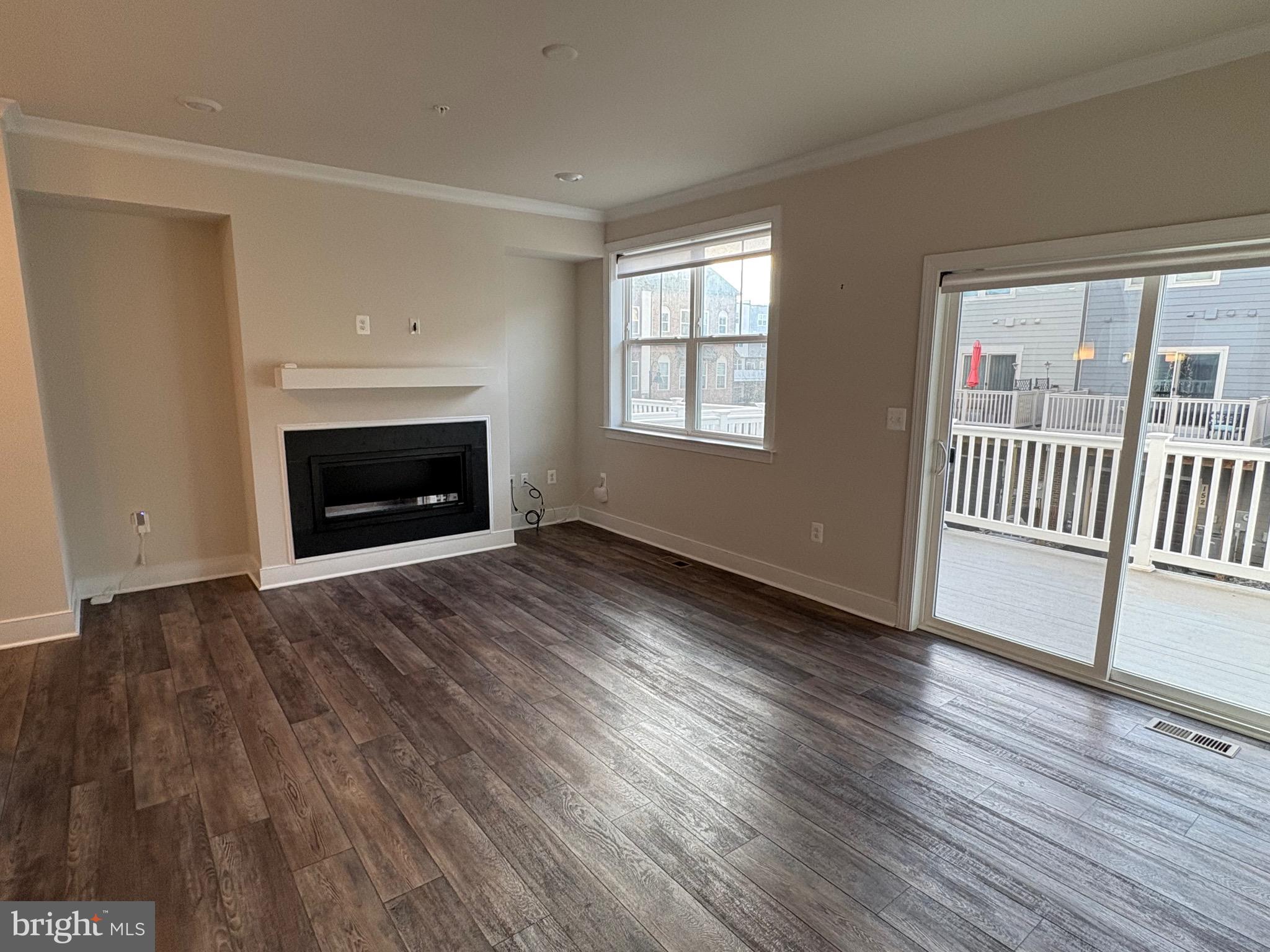 CROWN FARM - Residential Lease