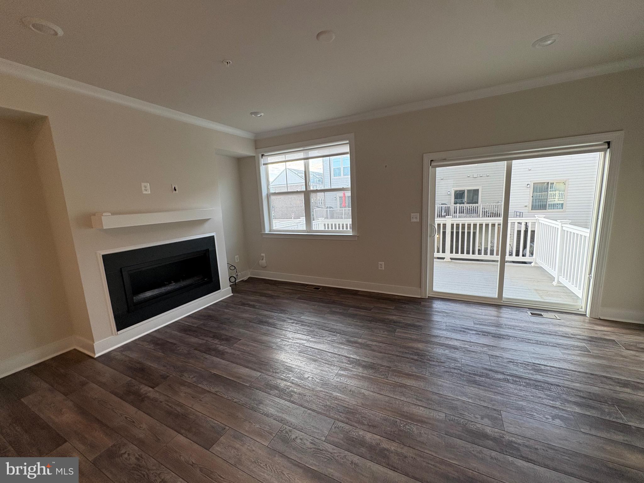 CROWN FARM - Residential Lease