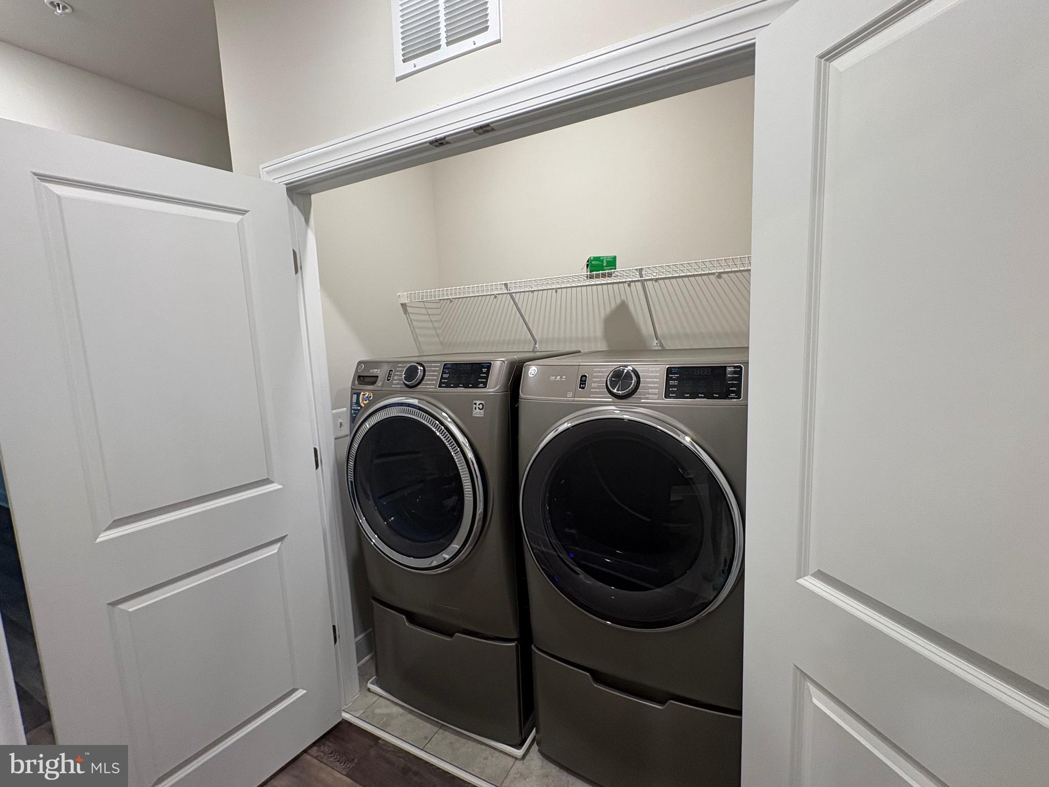 CROWN FARM - Residential Lease