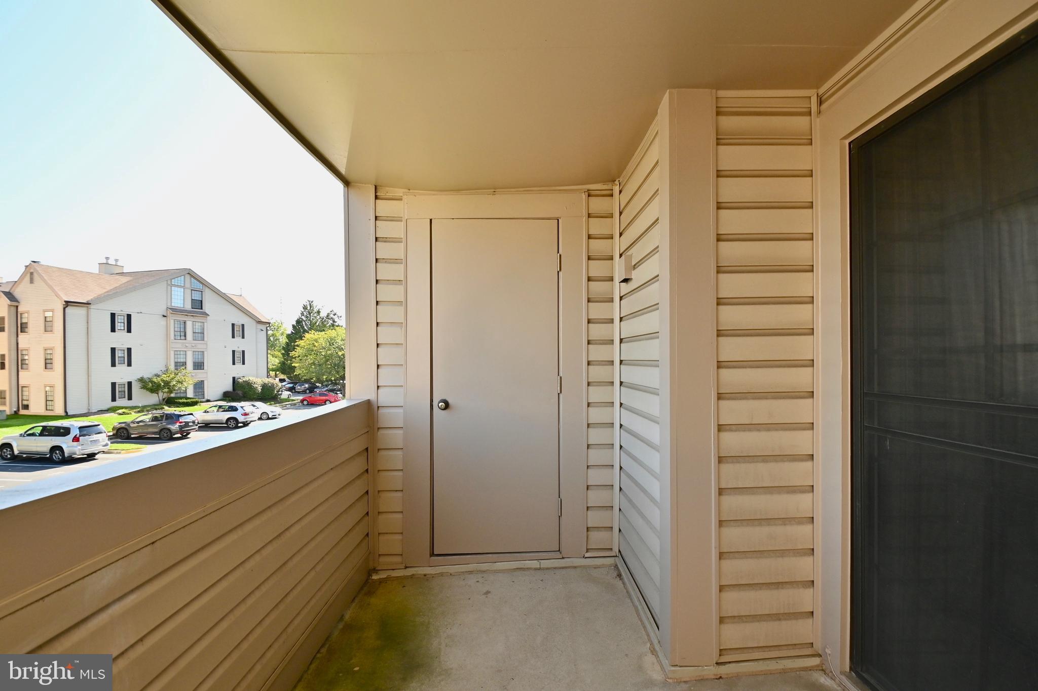 VICTORIA CROSSINGS AT MANCHESTER LAKES - Residential