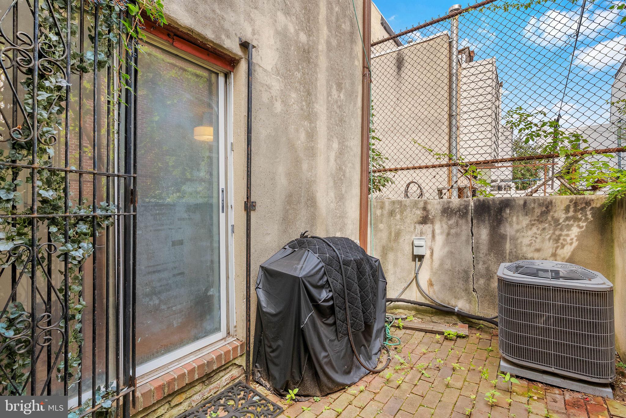 BELLA VISTA - Residential