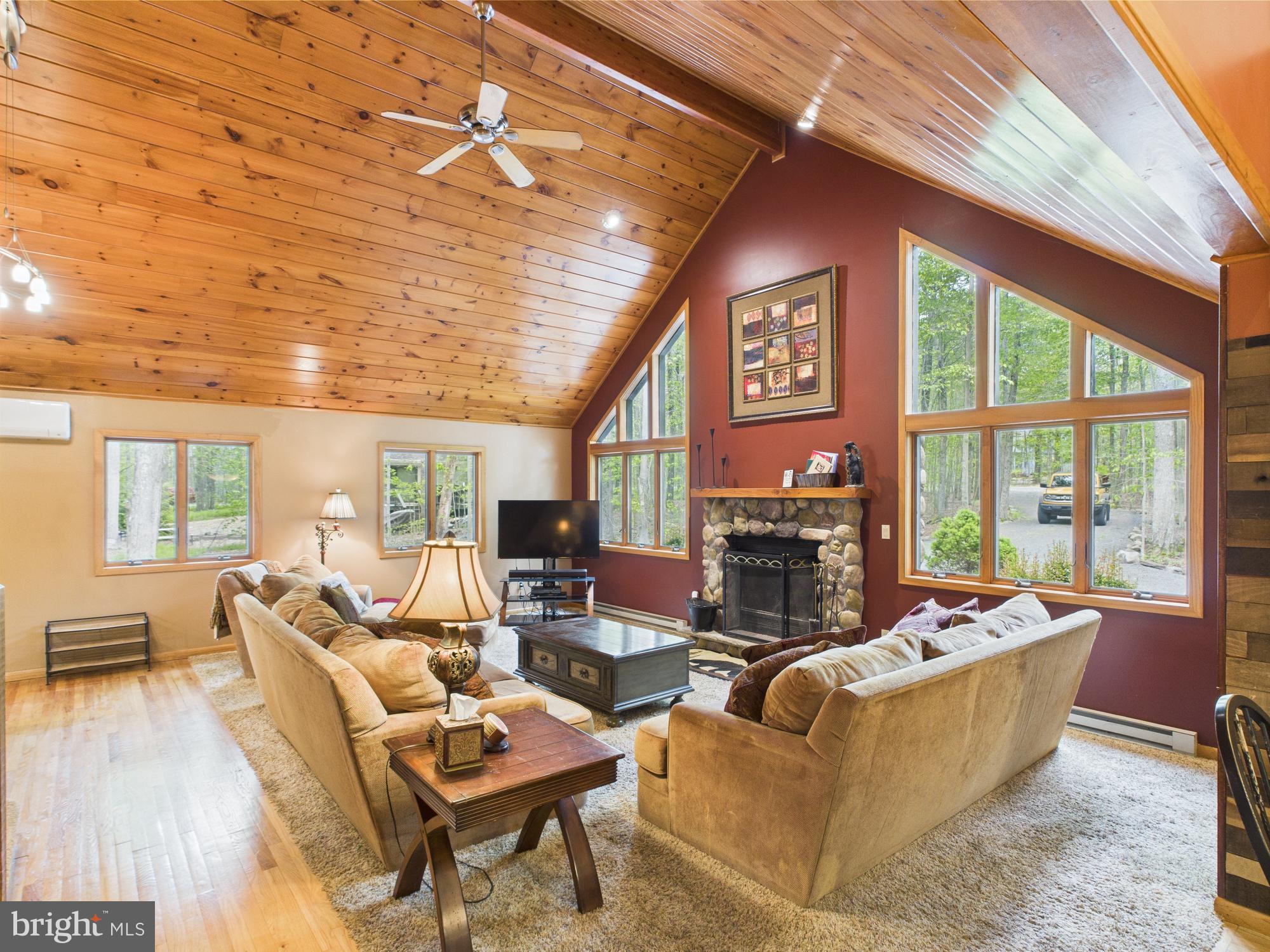 140 BOONES TRAIL