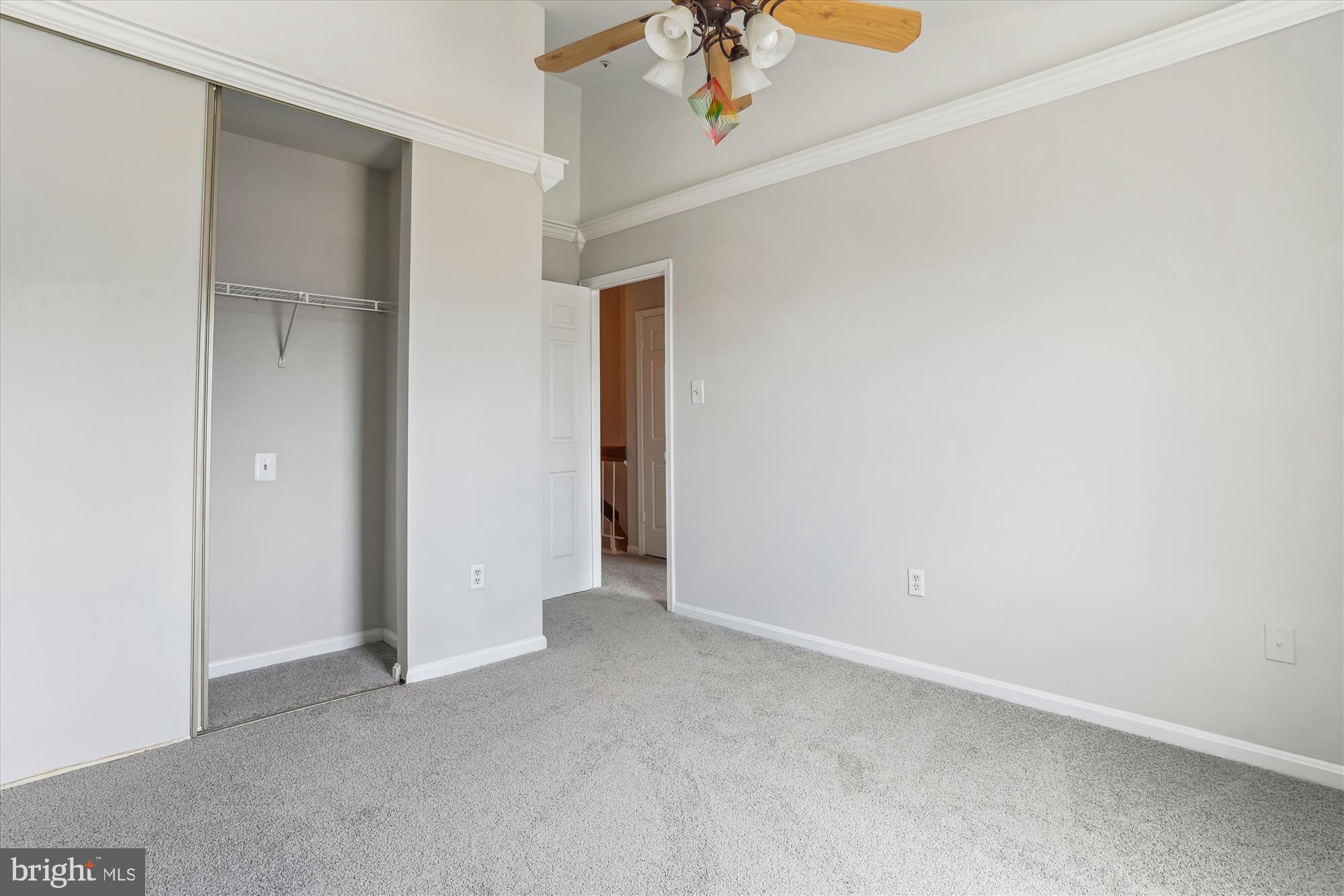 LAUREL LAKES - Residential