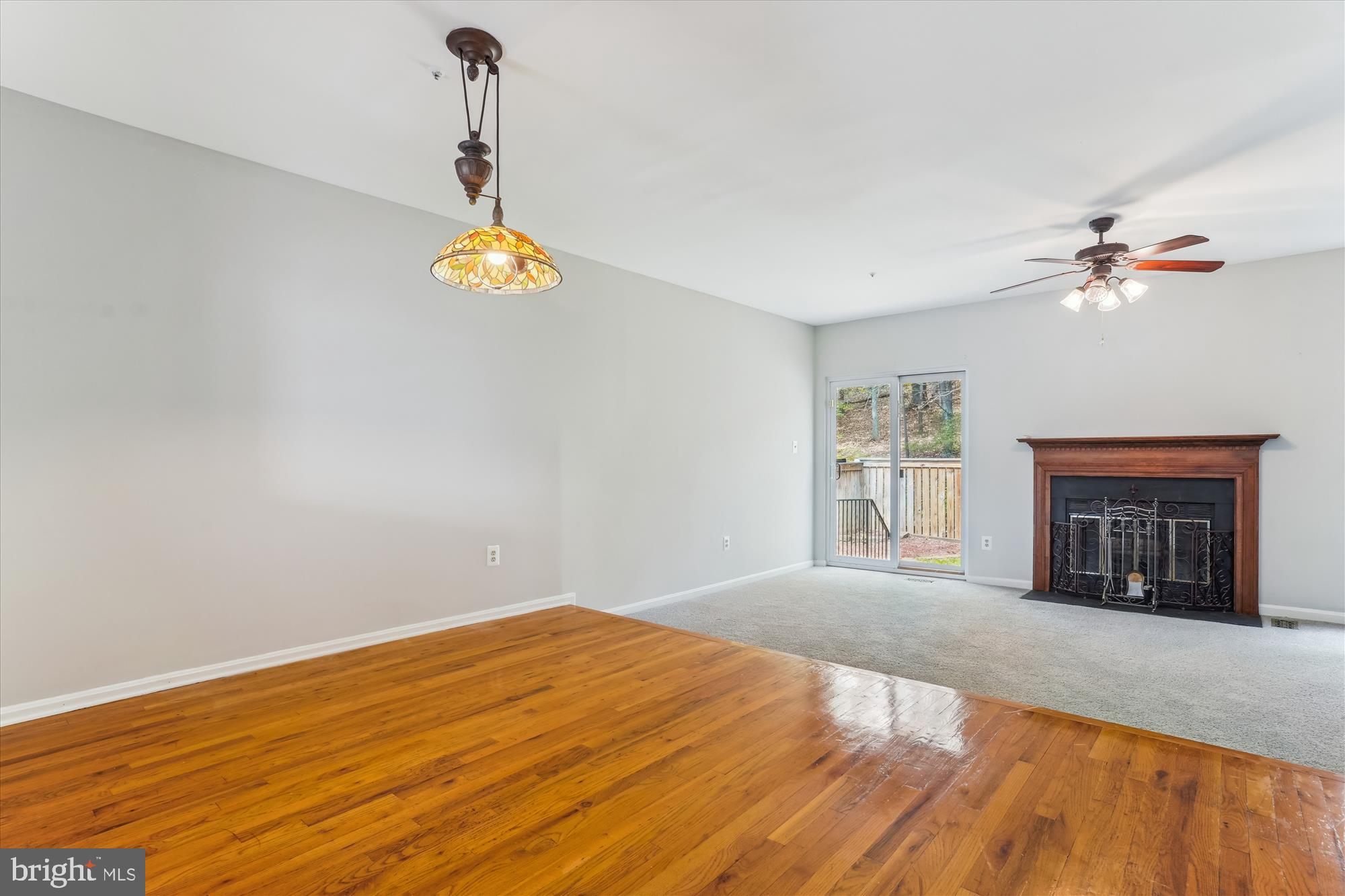 LAUREL LAKES - Residential