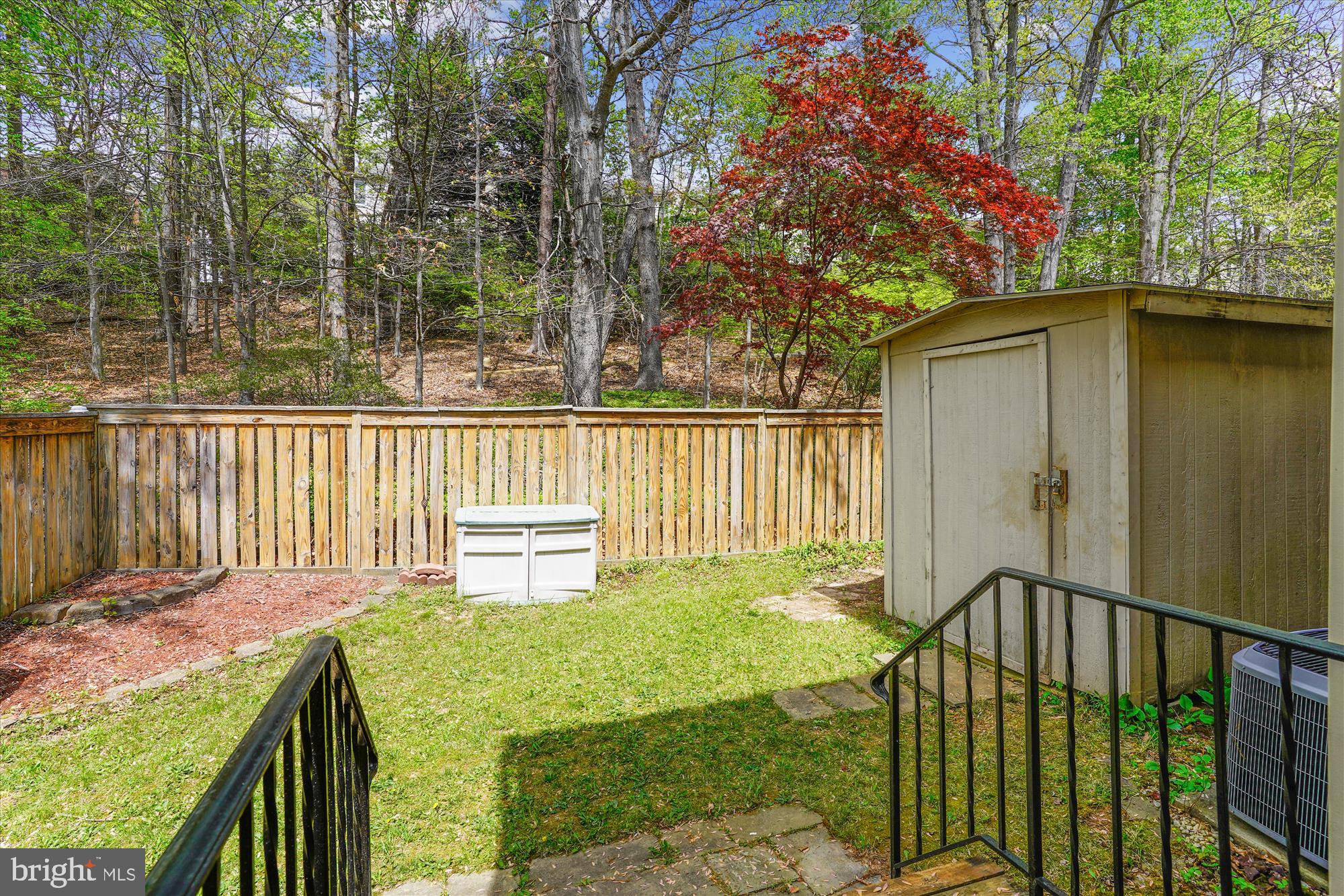 LAUREL LAKES - Residential