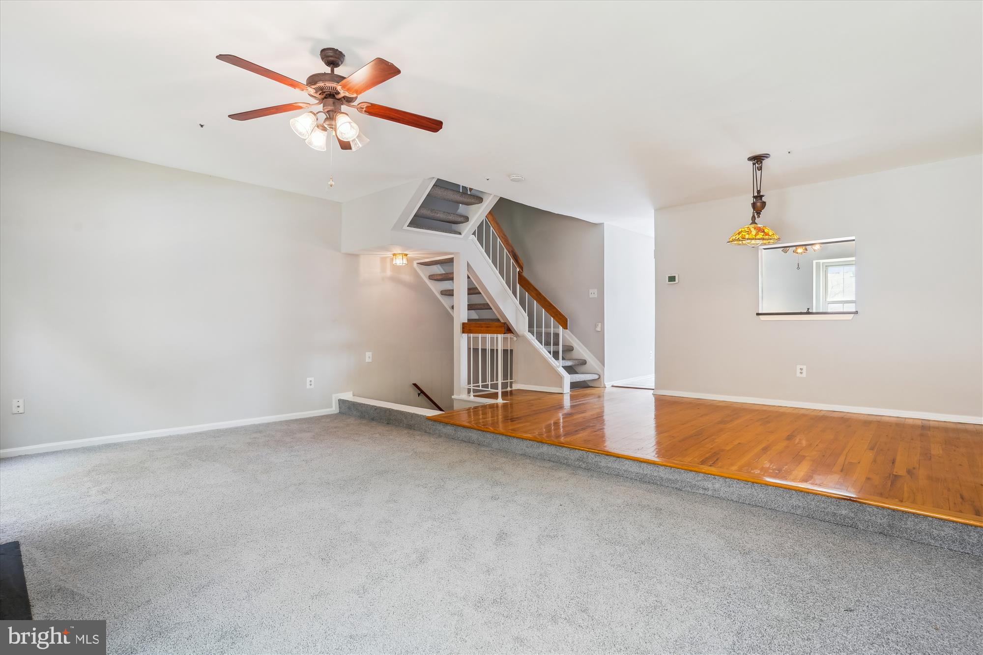 LAUREL LAKES - Residential