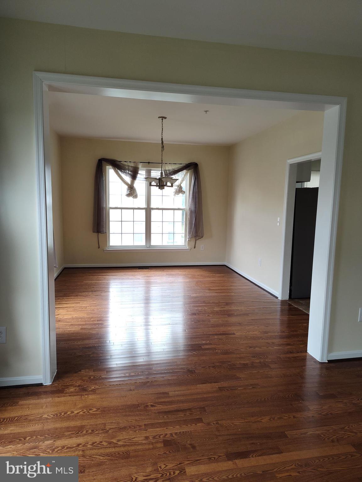 HILLANTRAE-PLAT 1> - Residential Lease