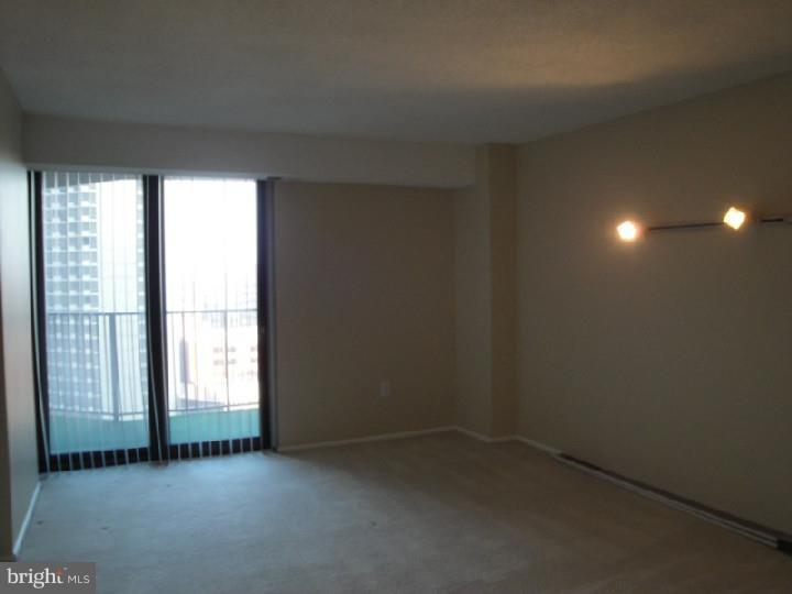 ACADEMY HOUSE - Residential