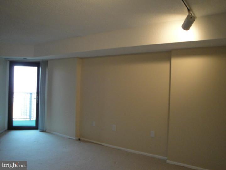 ACADEMY HOUSE - Residential