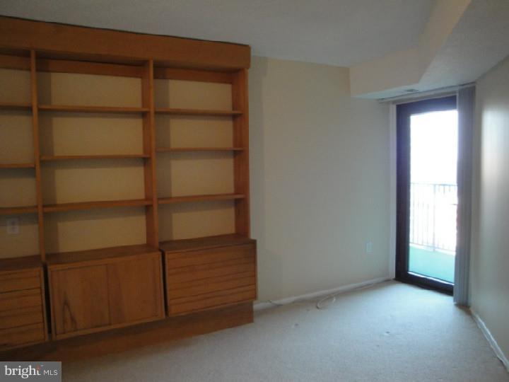 ACADEMY HOUSE - Residential