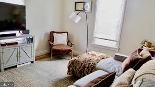 112-114 W HARRISBURG AVENUE