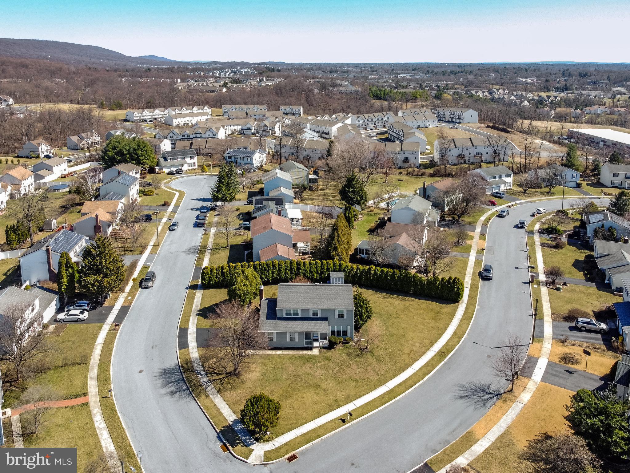 DEER PATH WOODS - Residential