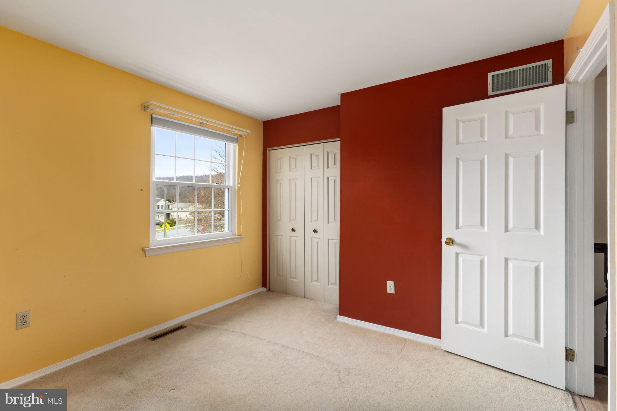 DEER PATH WOODS - Residential