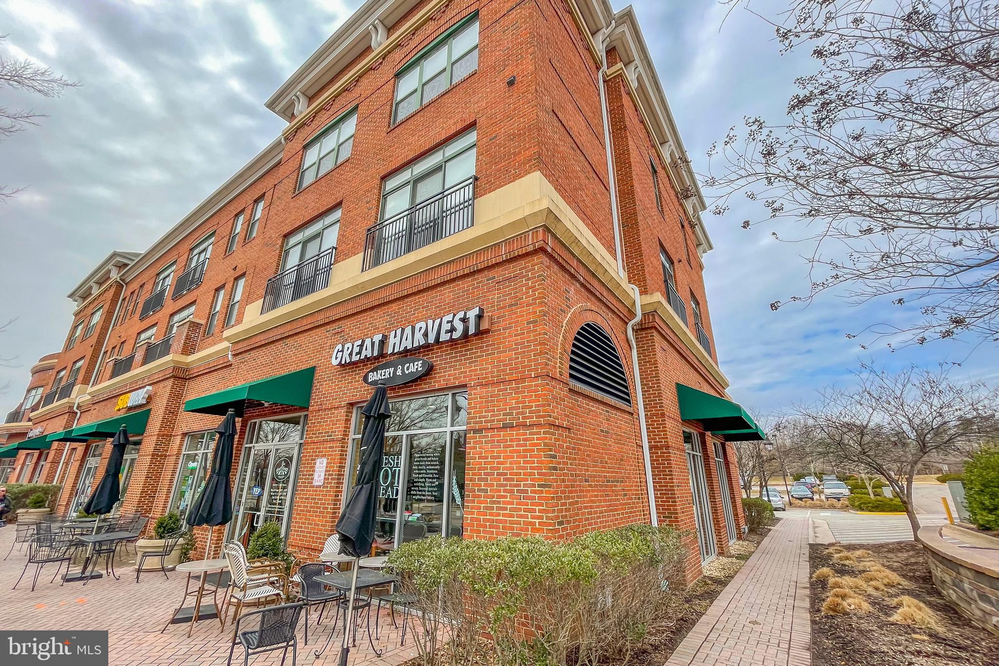 LORTON TOWN CENTER - Residential