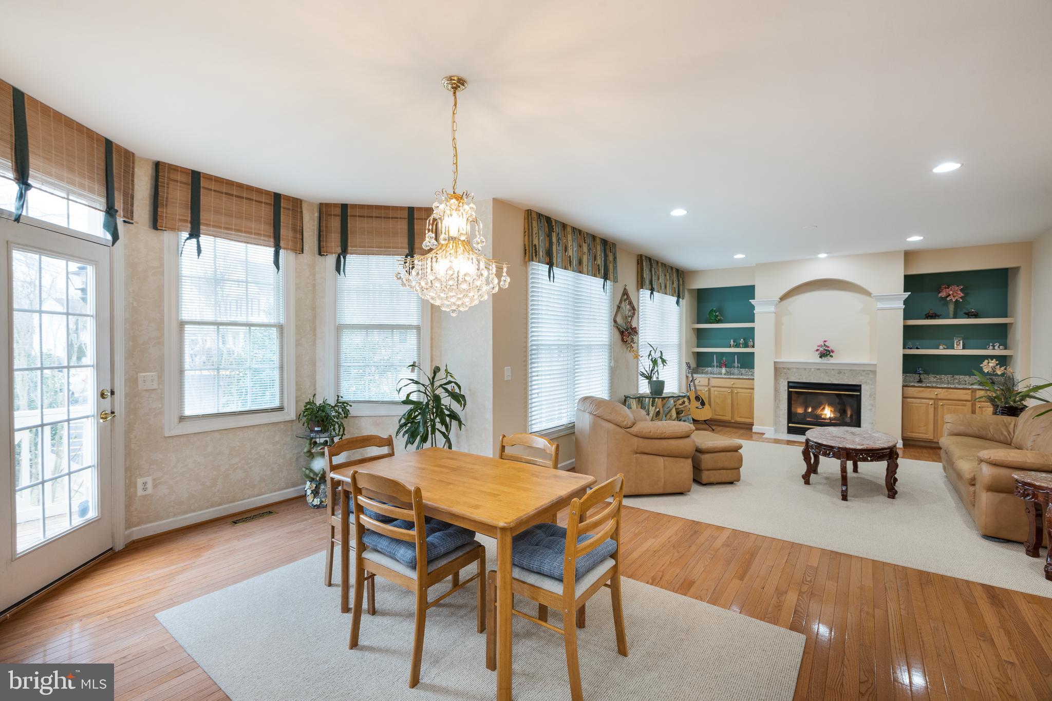 LORTON TOWN CENTER - Residential