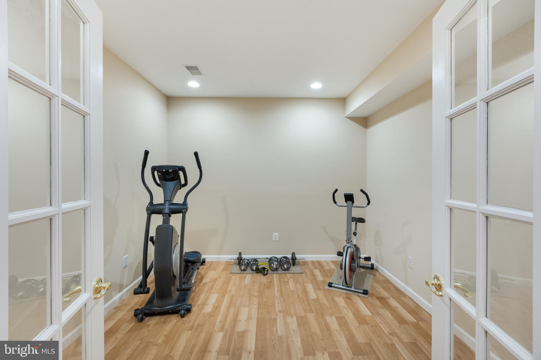 LORTON TOWN CENTER - Residential