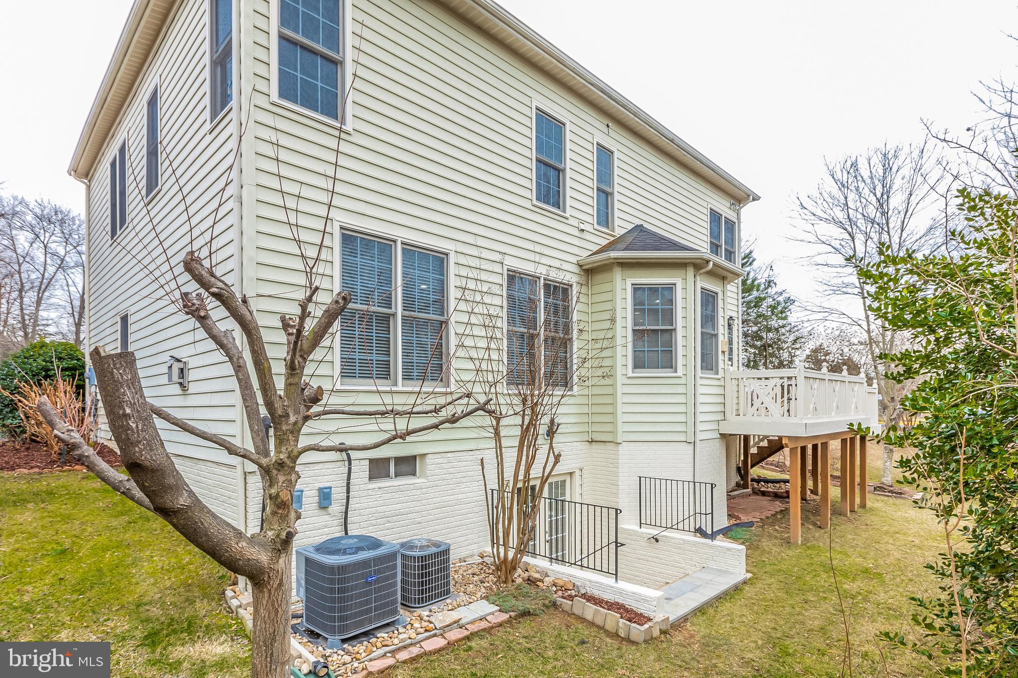 LORTON TOWN CENTER - Residential