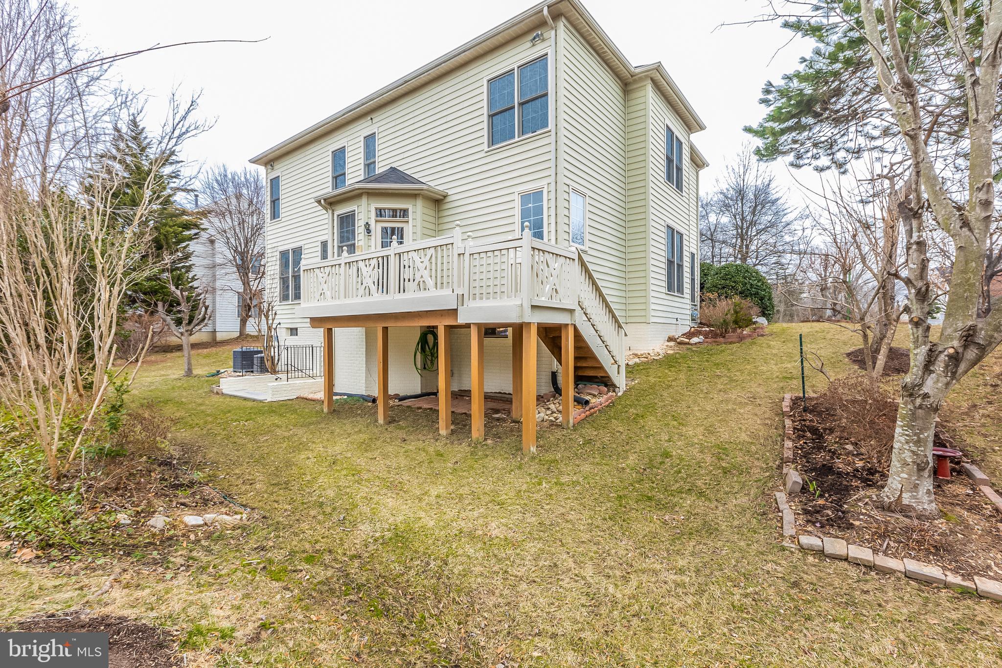 LORTON TOWN CENTER - Residential