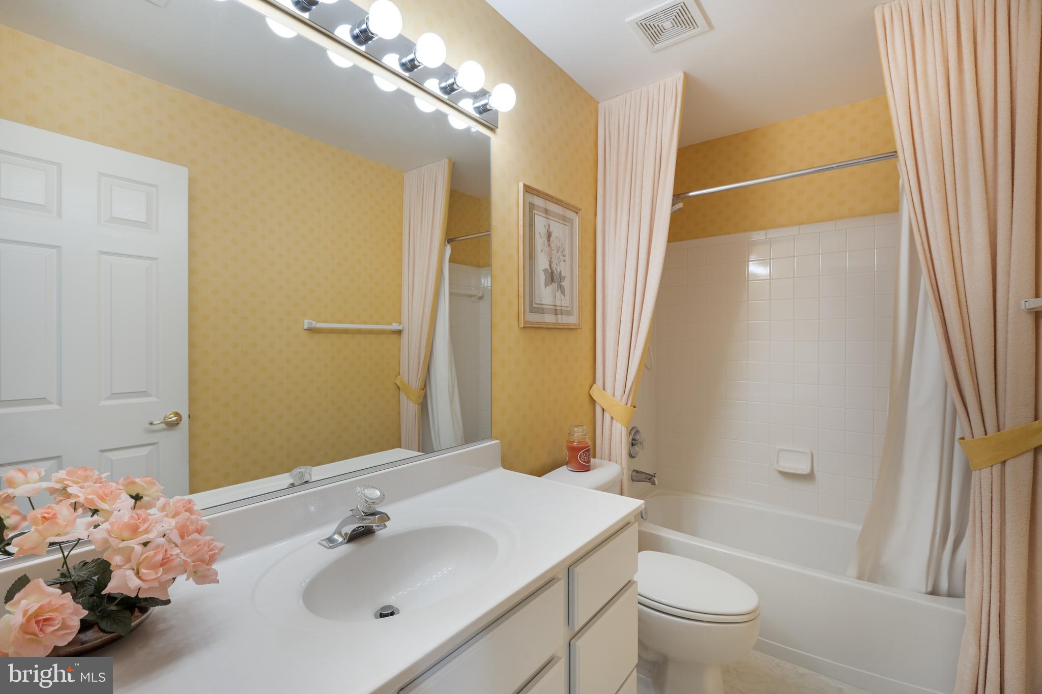 LORTON TOWN CENTER - Residential
