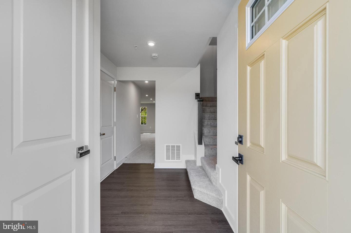 STEPHENS CROSSING - Residential Lease