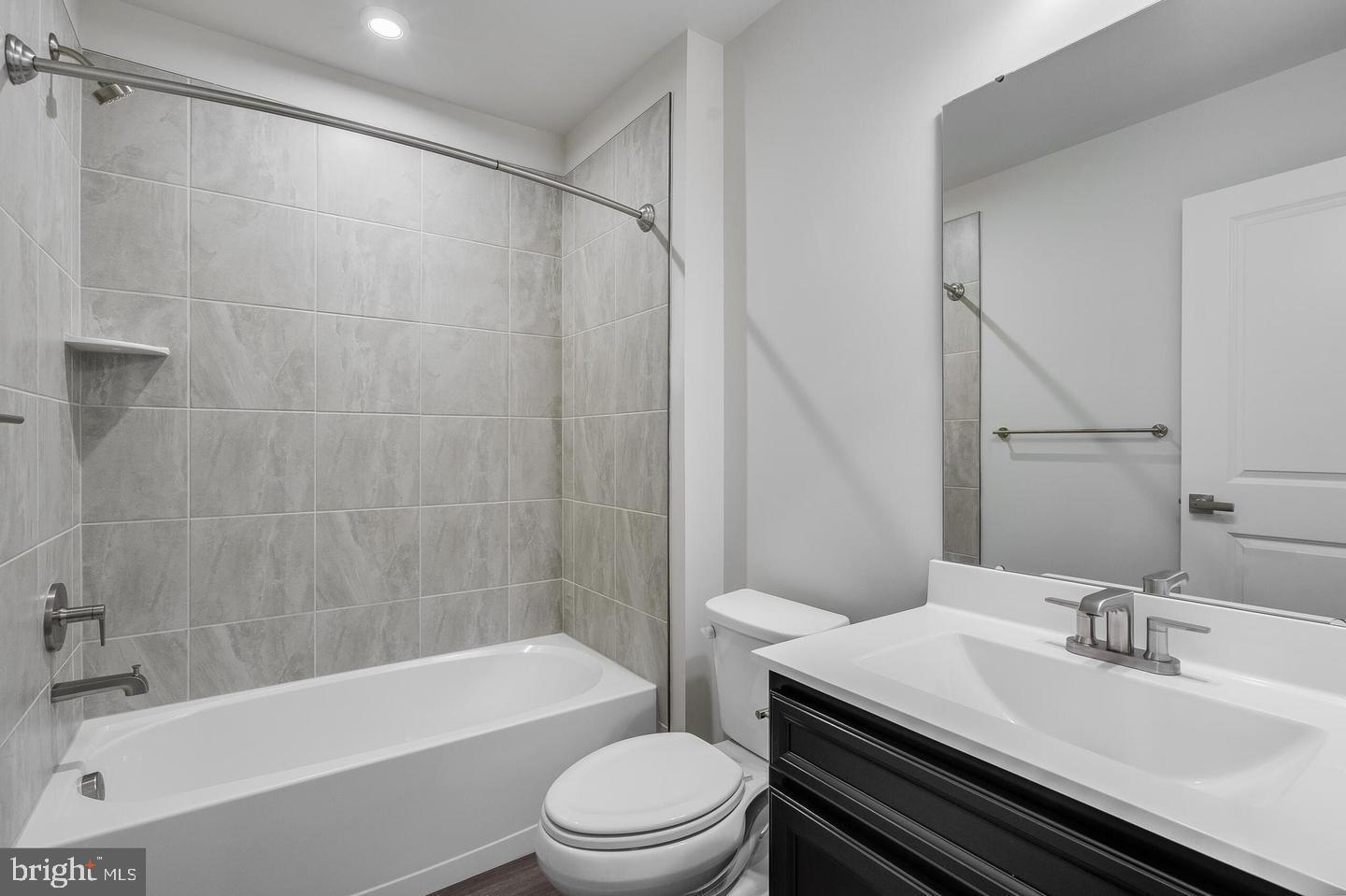 STEPHENS CROSSING - Residential Lease