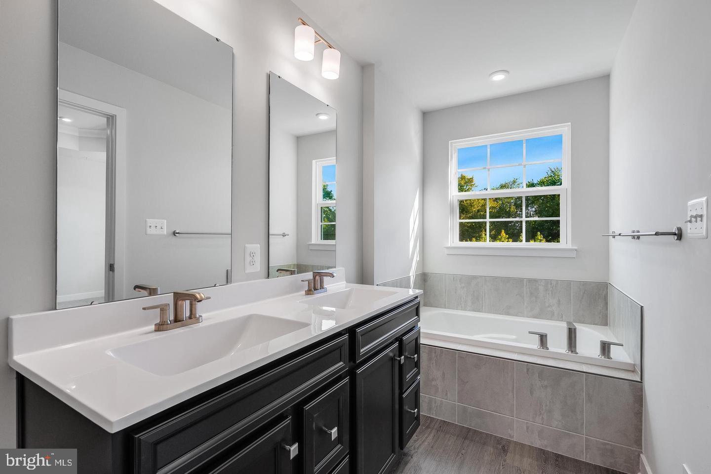 STEPHENS CROSSING - Residential Lease