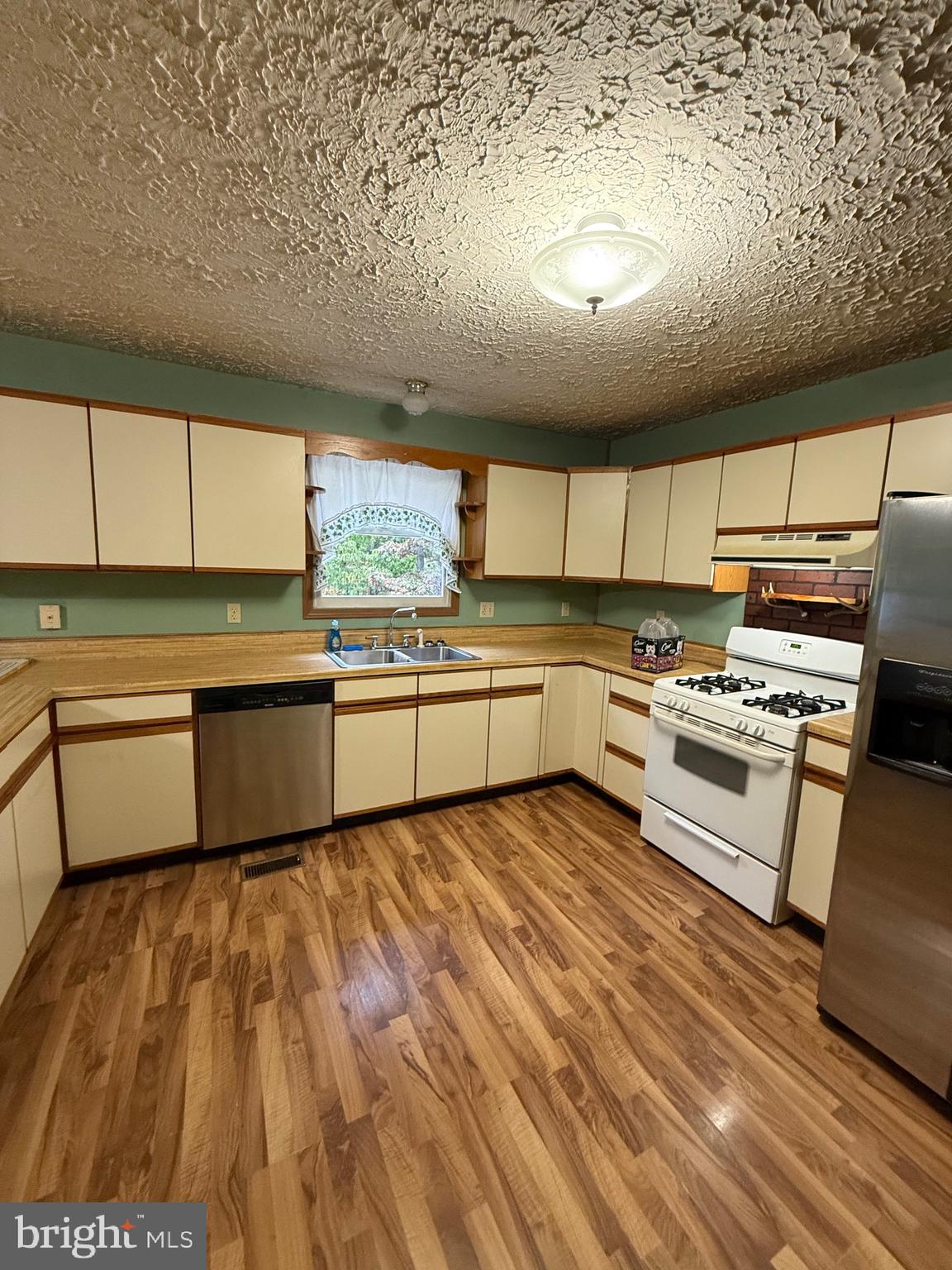 SOUTH FORK ESTATES - Residential