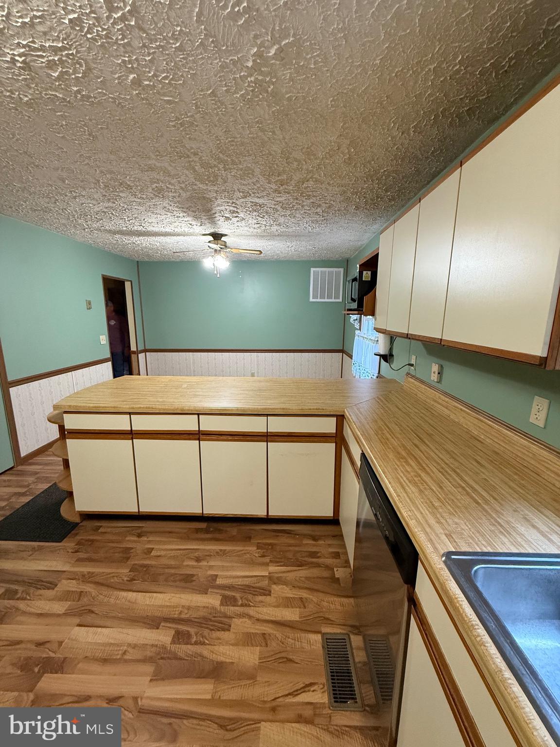 SOUTH FORK ESTATES - Residential