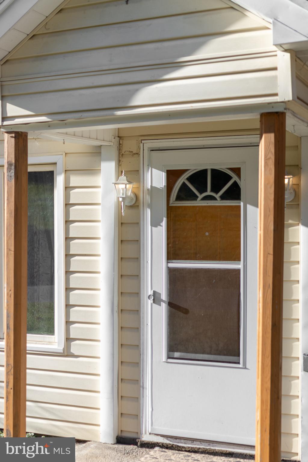 541 BUSH HOLLOW ROAD